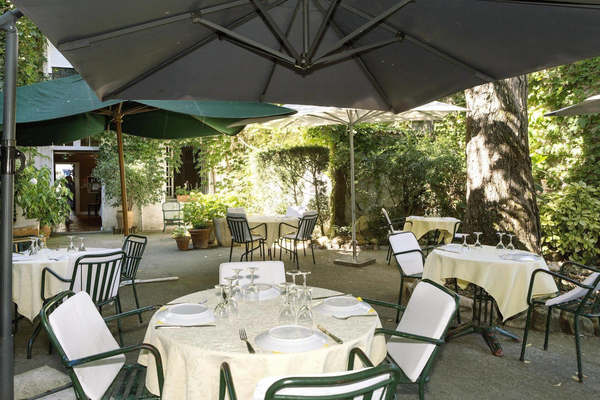 Logis - Hôtel Restaurant du Midi Revel (Haute-Garonne) Exterior foto
